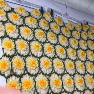 Vintage 1970’s flower Afghan